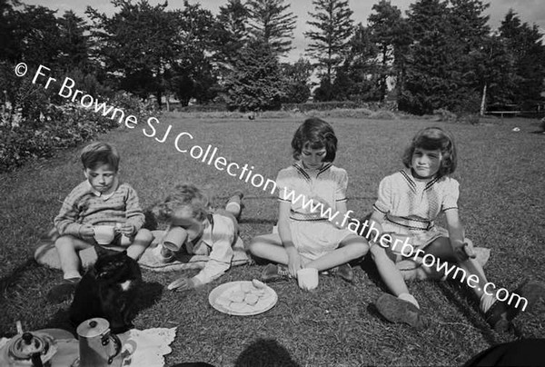 BRYAN KEHOE WITH CULLEN CHILDREN AT KILLONE LODGE